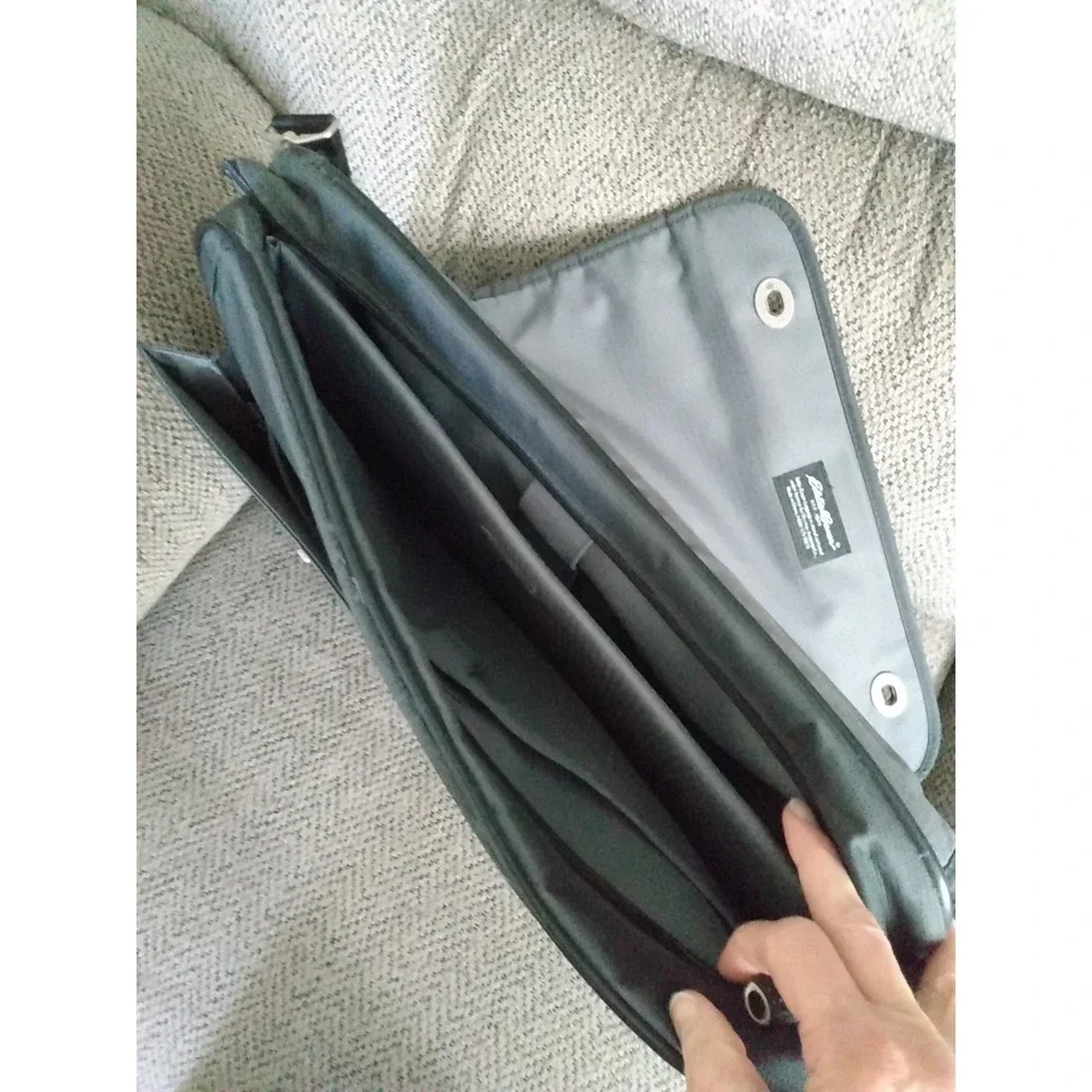 Eddie Bauer Messenger Laptop Bag Travel Carry-on Luggage Gray Briefcase READ